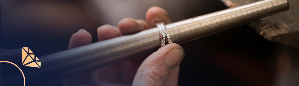 Így zajlik a gyűrű szűkítés menete - Becsei Jewelry